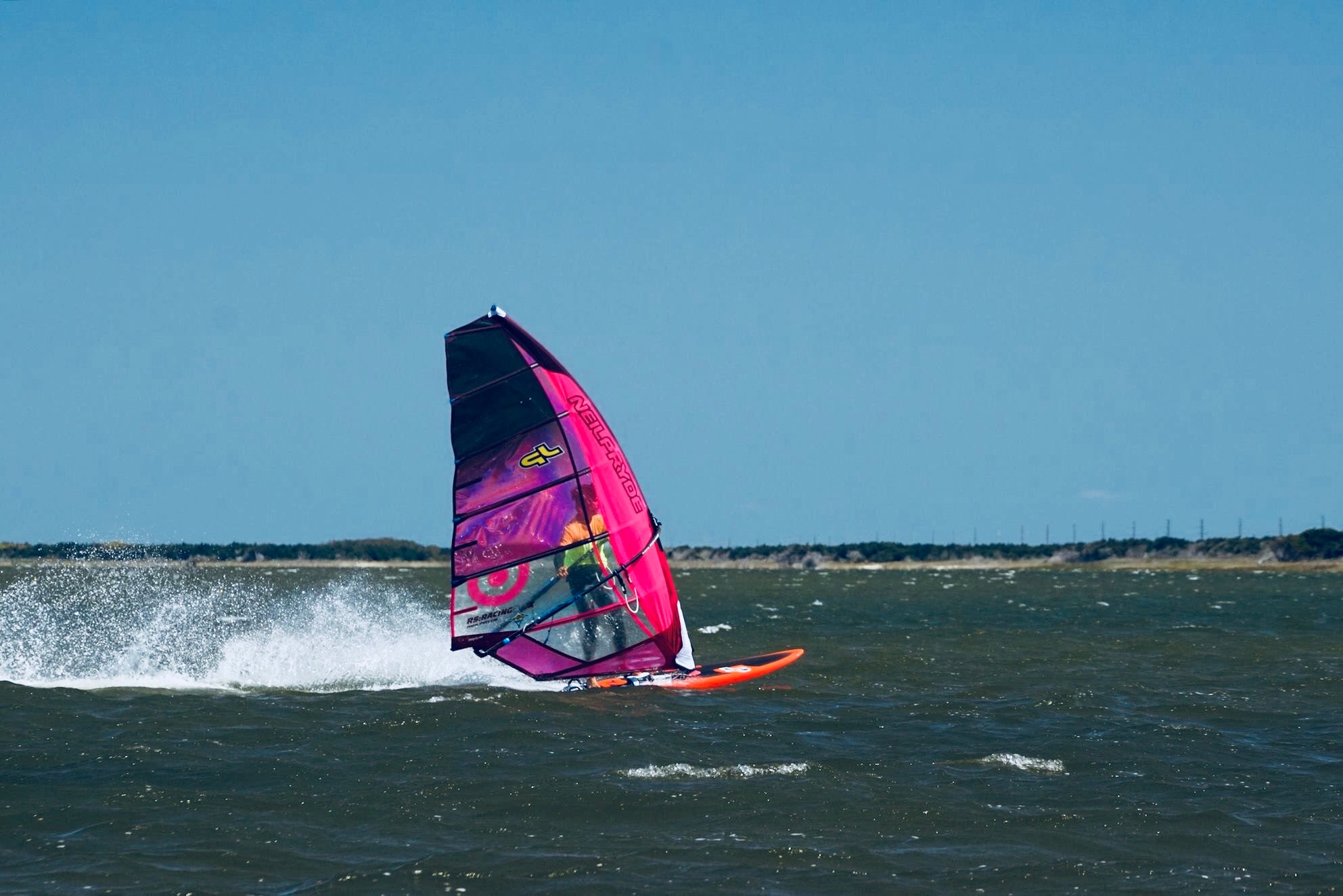 Poor takes the win in Hatteras